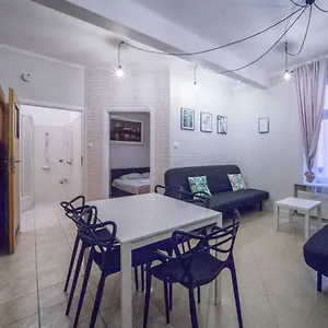 Izaaka Apartament