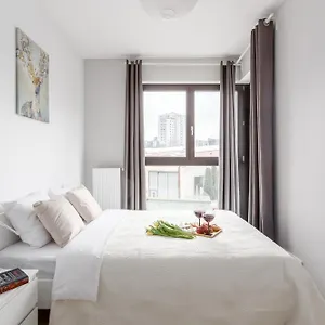https://warsaw-city-apartments-warsaw.warsawhotelspoland.com