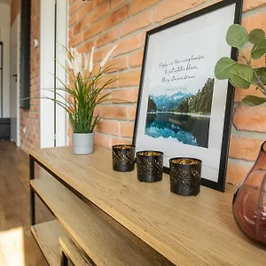 https://rentplanet-apartament-schroniskowa.szklarskaporebahotels.net