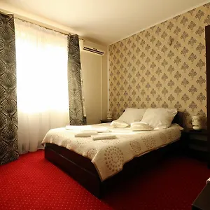 Goscinne Anna Airport Modlin Проживание в семье Новы-Двур-Мазовецкий