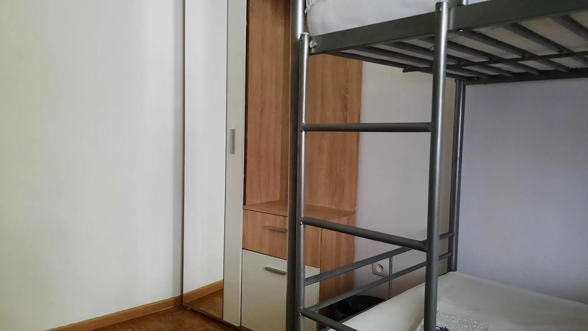 Lorf Hostel&Coffee Krakow